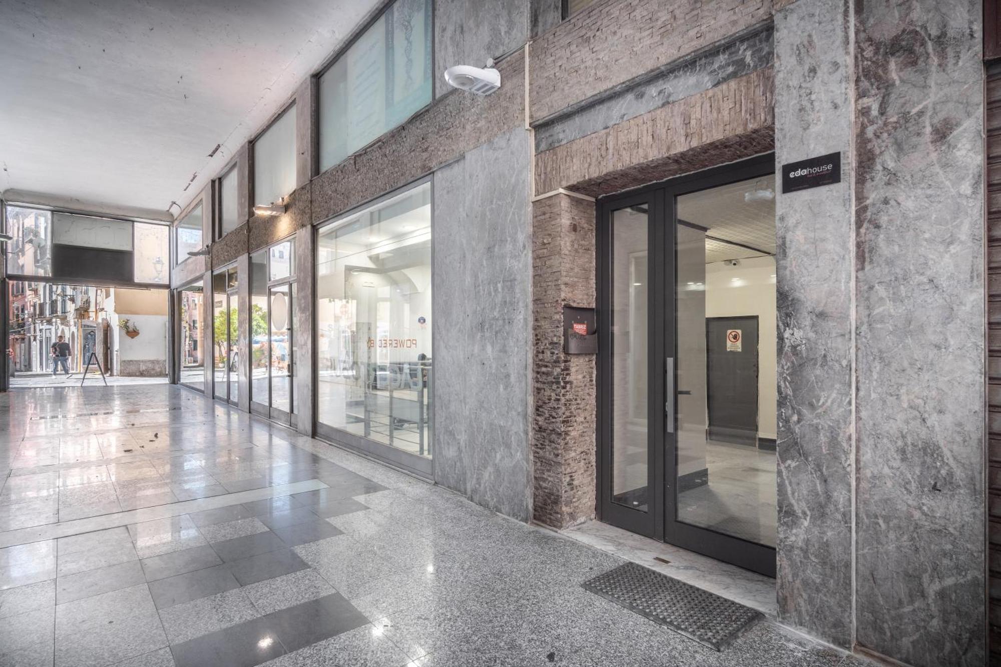 Casa Vacanza Angelina Via Mercanti Centro Storico Salerno Exteriér fotografie